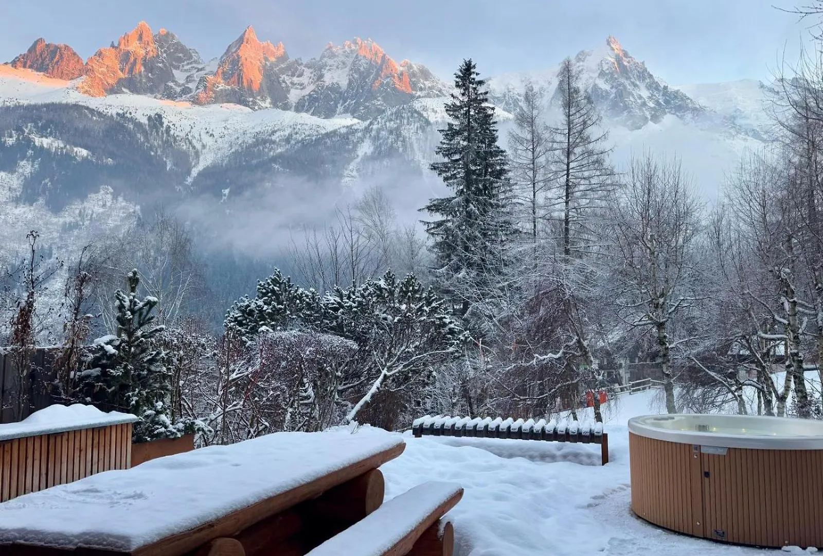Three Bedroom Chalet Lemon Pit Chamonix